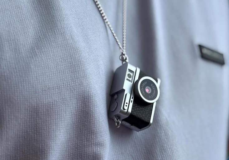 1080p Mini Digital Camera – Pocket Size Camera with Filter Modes, Flash Light & Metal Keychain